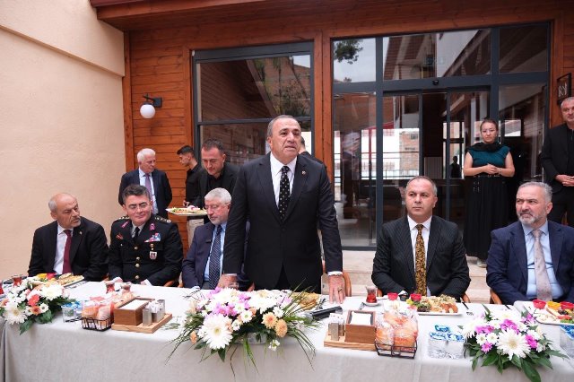 İKİZ KONAK’IN İLK MİSAFİRLERİ ŞEHİT AİLELERİ VE GAZİLER OLDU
